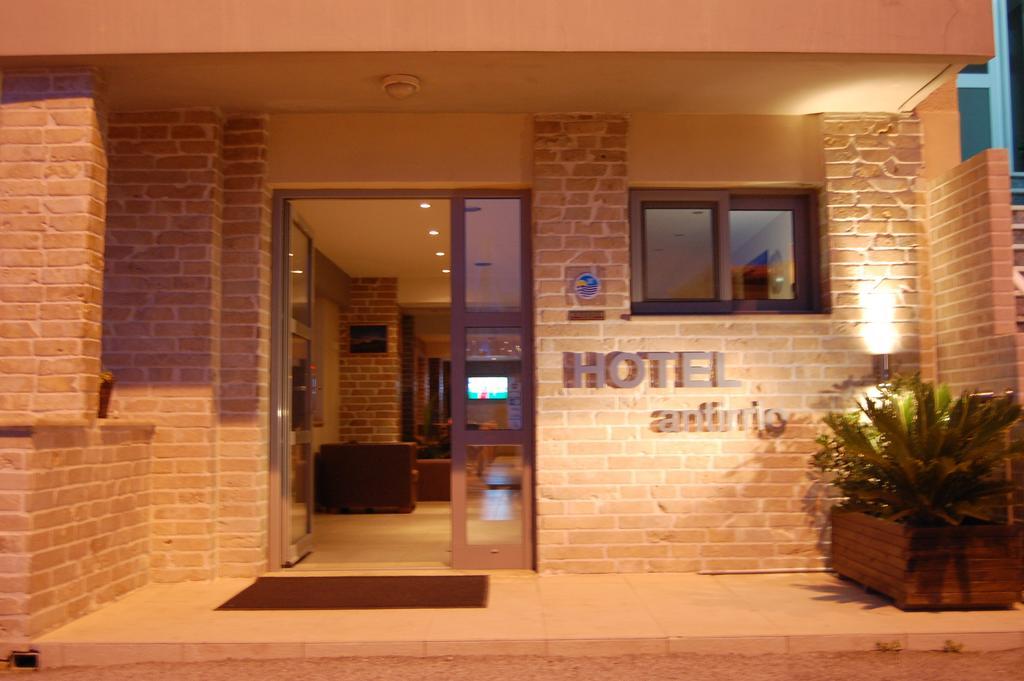 Hotel Antirrio Exterior photo